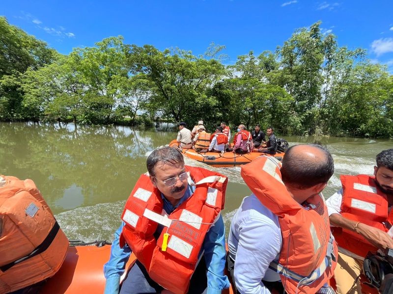 Assam State Disaster Management Authority CEO, G.D.Tripathi, IAS, and DC Karimganj & DDC, Circle Officer visited the flood-affected areas under Nilambazar's revenue circle on July 11. (Photo Courtesy: Twitter@sdma_assam)