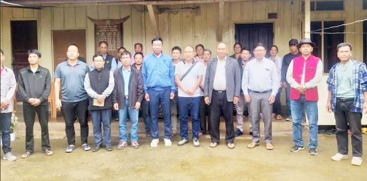 Members of NC and KTB with leaders from Khiamniungan Baptist Church Association and Khiamniungan Tribal Council and others during the program at Noklak. (NEPS Photo)