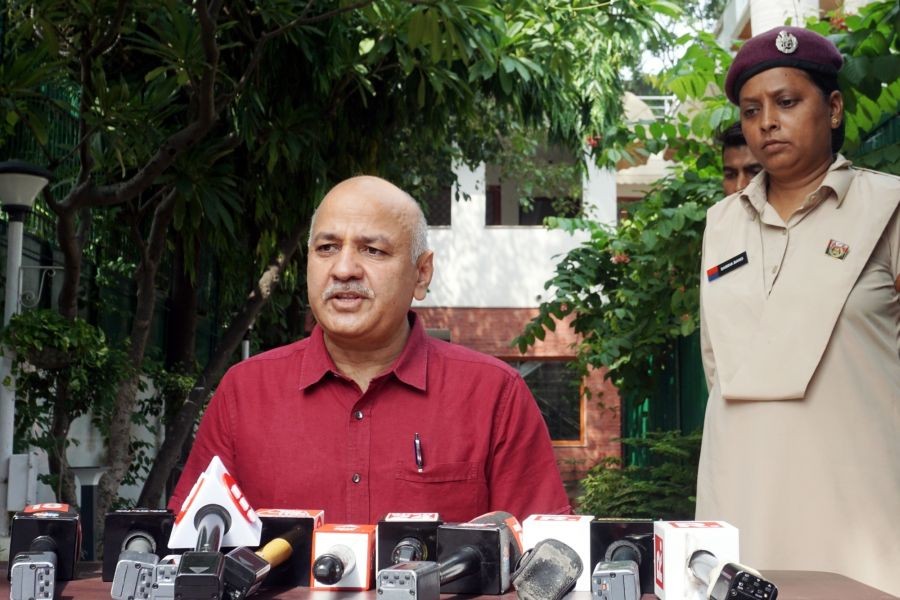 New Delhi: Delhi Deputy Chief Minister Manish Sisodia addresses a press conference at his residence in New Delhi, Monday, Aug 22, 2022. (Photo: Qamar Sibtain/IANS)