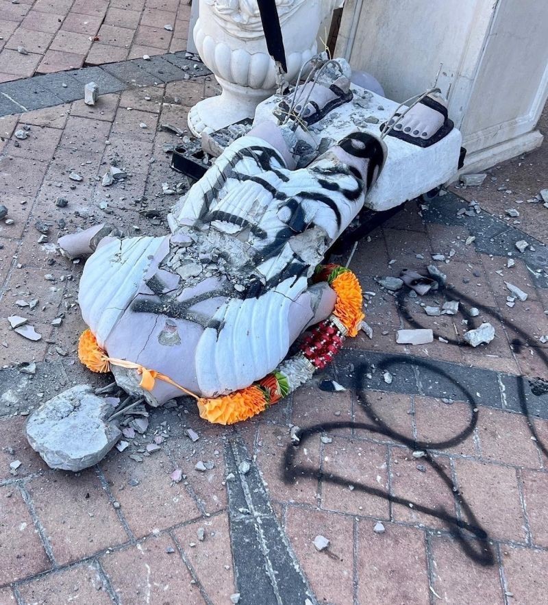 Gandhi statue in NY smashed amid wave of continued attacks. (IANS Photo)