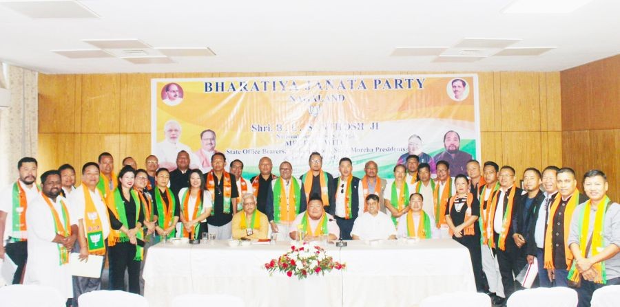 BL Santhosh with others in Kohima on August 25.
