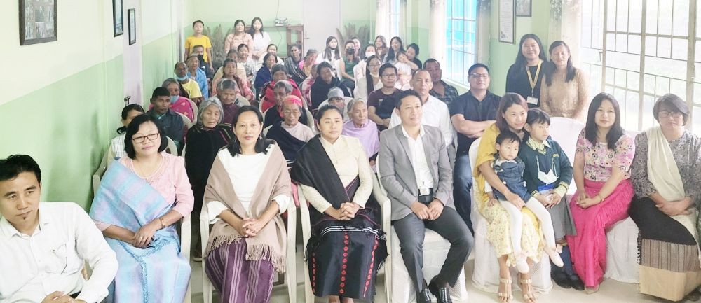 Bodeno S Colo and others with senior citizens during 17th anniversary of GSSCH on August 1. (Morung Photo)