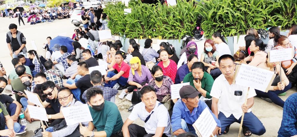 Members of the ANATG-2015 batch during the second day of protest at the Civil Secretariat, Kohima on September 27. (Morung Photo)