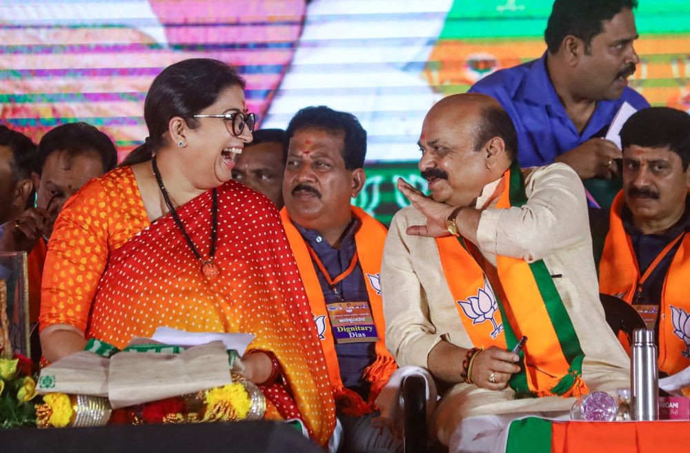 Smriti Irani calls killers of Nettare cowards, says he gave blood for country