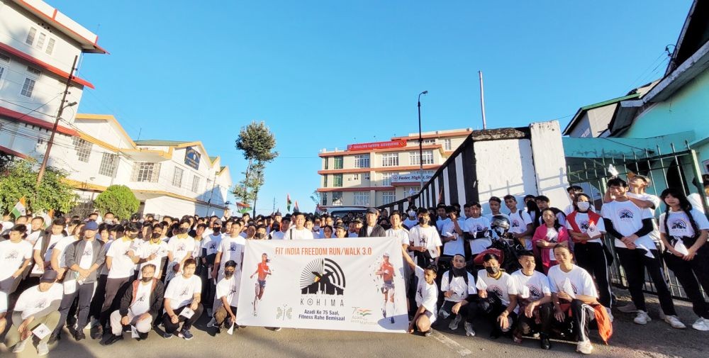 KSCDL officials with participants of Fit India Freedom run in Kohima on October 28. (Morung Photo)