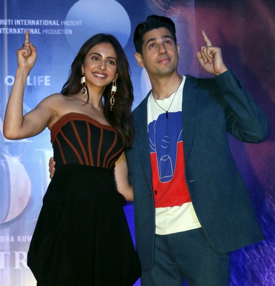 New Delhi: Actors Sidharth Malhotra and Rakul Preet Singh during the press conference of their upcoming film Thank God, in New Delhi, October 21, 2022. (Photo:IANS/Anupam Gautam)