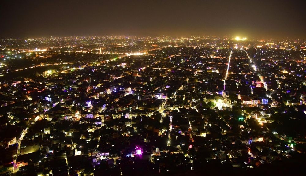 Jaipur :View of Jaipur city on the occasion of Dhanteras festival in Jaipur on Saturday October 22,2022.(Photo:Ravi shankar vyas/IANS)