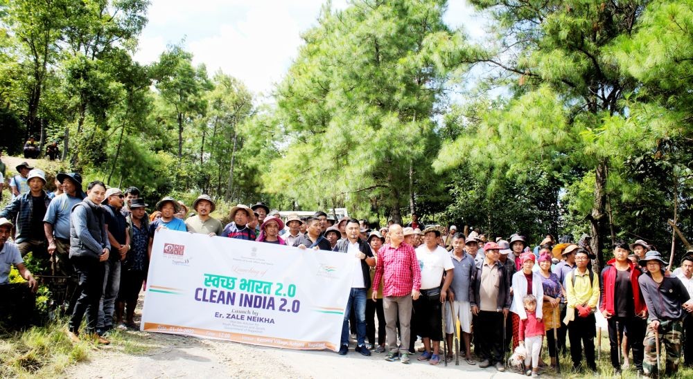 Er Zale Neikha and others during the launching programme of Clean India 2.0 at Kezoma village on October 1.