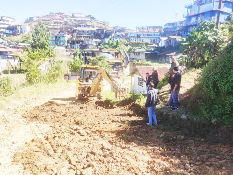 Repair and maintenance of approach road starting from below Woodland Higher Secondary School to Seven Home School, Zunheboto town was undertaken on October 31. Ghovishe Kiba, State Executive, BJP Nagaland volunteered to repair the approach road on the request of South Point West Colony, Council members, GBs and citizens, stated a press release issued by Media Cell, BJP 35 A/C Zunheboto, Mandal. Earlier, the main road leading to Executive Engineer, Zunheboto Electrical Division office was also repaired in October.