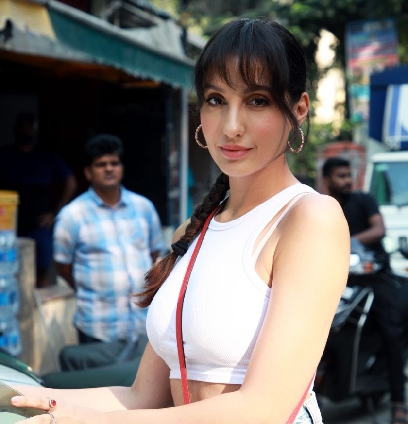 Mumbai: Actress Nora Fatehi spotted at Bandra in Mumbai on Monday, Nov. 21, 022. (Photo: Sanjay Tiwari/IANS)