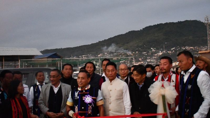 EE (Power) Wokha Chonronthung Ezung inaugurating the stalls of the Tokhu Emong Mini Hornbill Festival Night Carnival on November 3. (DIPR Photo)