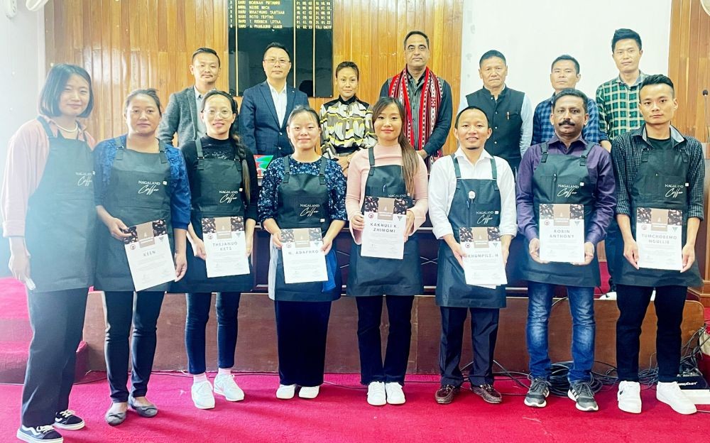 Anoop Khinchi with others during valedictory programme on November 5. (Morung Photo)