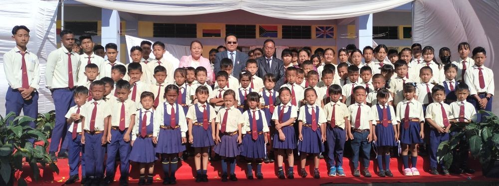 TR Zeliang and his wife with the students at the inauguration of Ikiesing Memorial School, Nkwareu village on November 23.