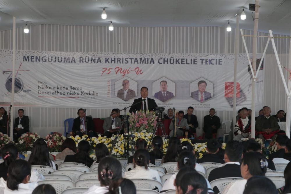Rev Dr Kecha Seyie addressing the congregation on December 18.
