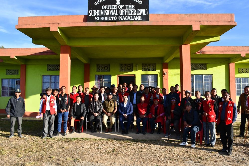 Participants during the SVEEP on Clean Electoral Roll and Clean Election at Suruhoto SDO(C) office on December 8. (DIPR Photo)