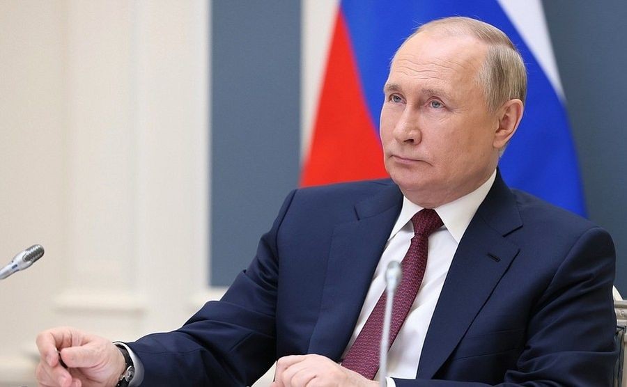 Vladimir Putin fell down the stairs at his home and soiled himself, claims report  MorungExpress