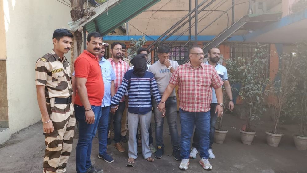 The Mira Bhayander-Vasai Virar Police DCP AVINASH AMBURE, briefs media on the nabbing of Rajkumar A. Chauhan - absconding for 28 years in a sensational 5-murder case of Nov. 1994 - when he landed in Mumbai from QATAR. (IANS Photo)