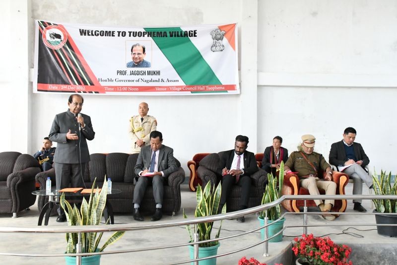 Prof Jagdish Mukhi speaking at an interaction programme held at Tuophema village December 2. (Photo Courtesy: PRO Raj Bhavan)