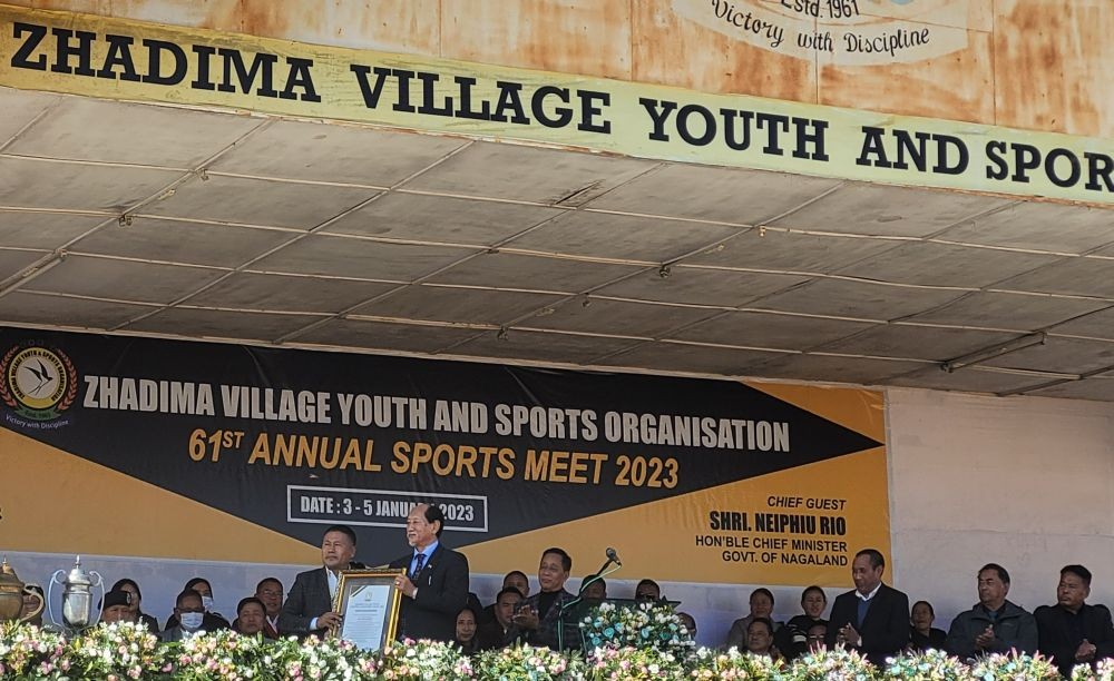 Chief Minister Neiphiu Rio hand over Zhadima youth lifetime achievement award 2023 to Roko Angami on January 3. (Morung Photo)