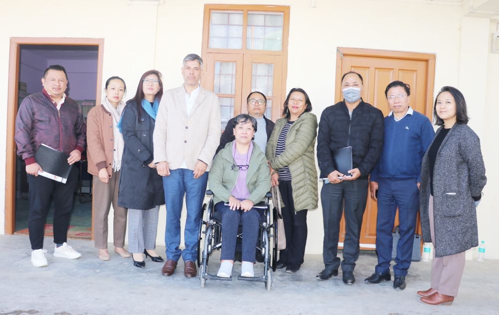 CEO with SSCAE members on January 9.