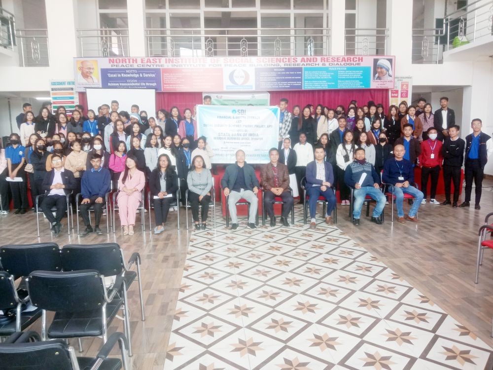 Participants of the financial literacy programme held for students of NEISSR.