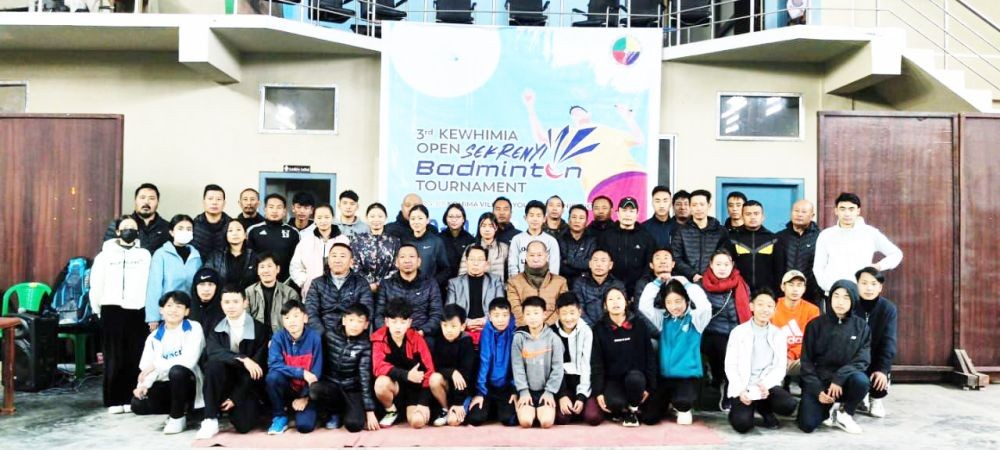 Winners with KVC chairman, KVYO officials and others