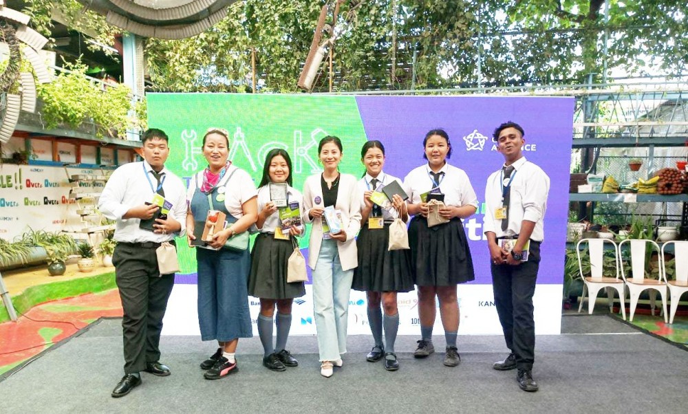 Students from Government High School, Chümoukedima village who represented Nagaland at Hackathon in Bengaluru.