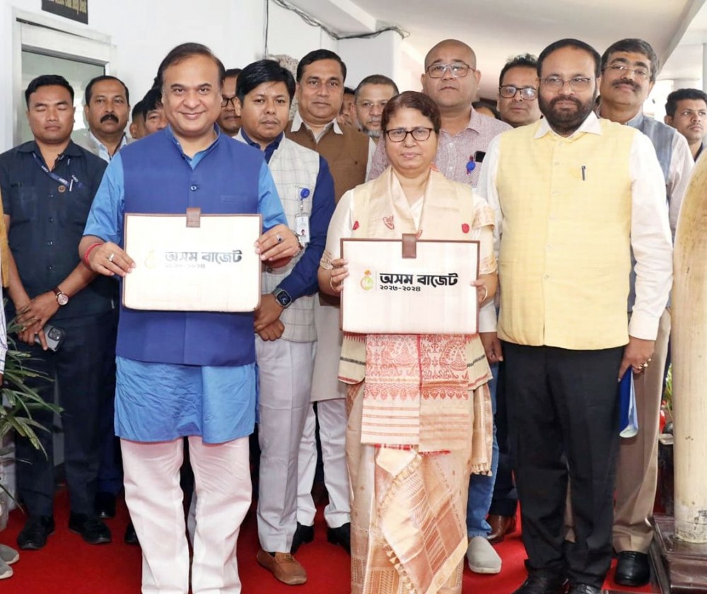 Guwahati: Assam Chief Minister Himanta Biswa Sarma with Assam Finance Minister Ajanta Neog arrives at the State Legislative Assembly for the presentation of the State Budget for financial year 2023-24 , in Guwahati, on Thursday, March 16, 2023. (Photo: Anuwar hazarika/IANS)