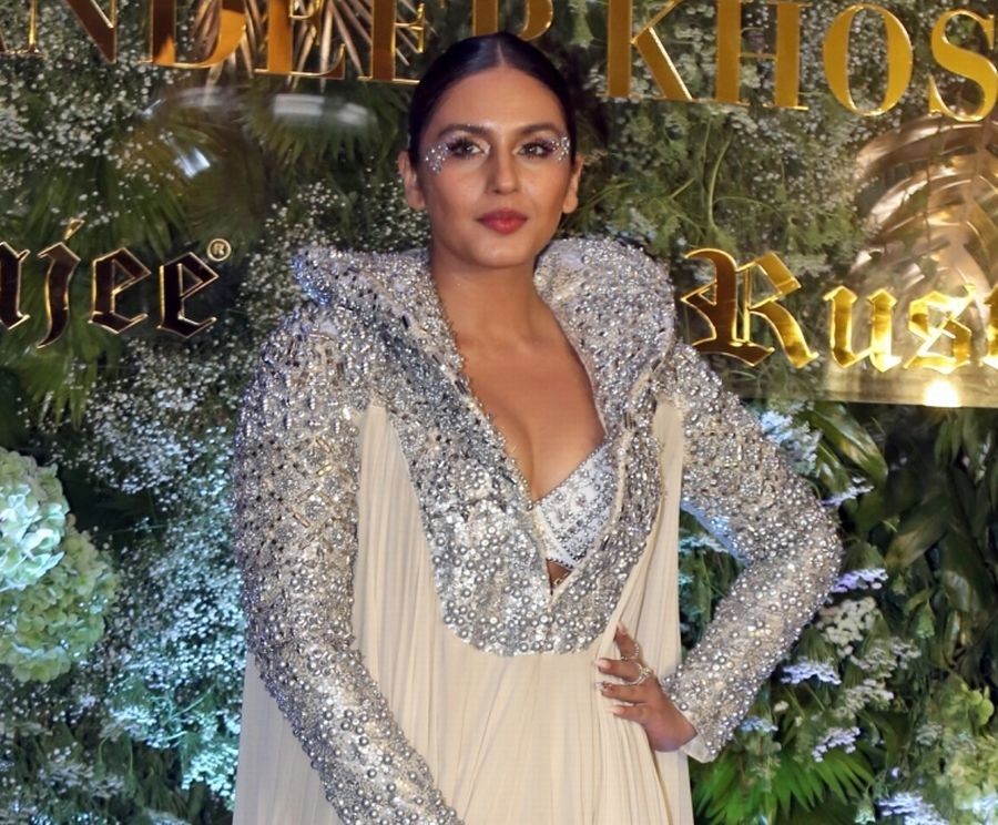 Mumbai: Actress Huma Qureshi poses for a photograph during Abu Jani and Sandeep Khosla's film premier 'Mera Noor Hai MashhoorÃ¢Â€Â™, in Mumbai on Thursday, March 02, 2023. (Photo: Sanjay Tiwari/IANS)