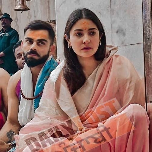 Virat, Anushka visit Mahakaleshwar Temple in Ujjain, offer prayers.(photo:Instagram/ Virat Obsessed)