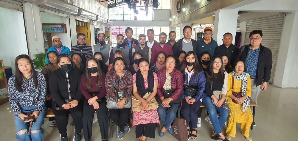 Mao, NN and T Khel Market Relief Committee extended cash relief to the building owners, vendors and tenants affected by February 27 fire incident.