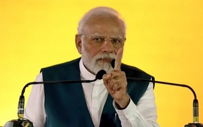 PM Modi pays tribute to woman power in 'Mann Ki Baat'