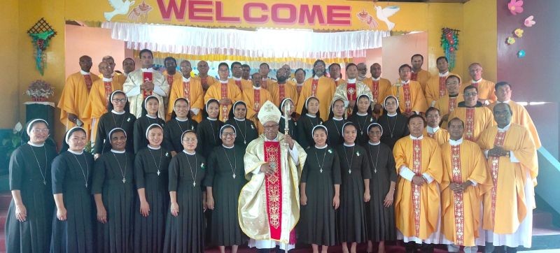 Ursuline Franciscan Sisters of North East province held celebration of Perpetual Profession of seven Sisters and Temporary Profession of six Novices at Assisi Auditorium on April 26.