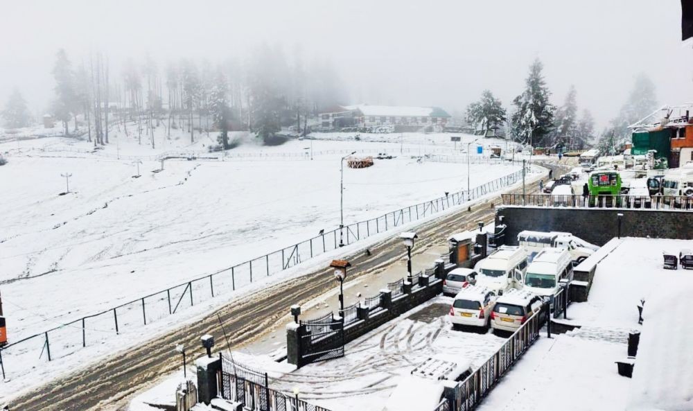 Gulmarg: A view of the snow covered area after fresh snowfall in Gulmarg on Friday, April 28, 2023.(IANS/Nisar Malik)