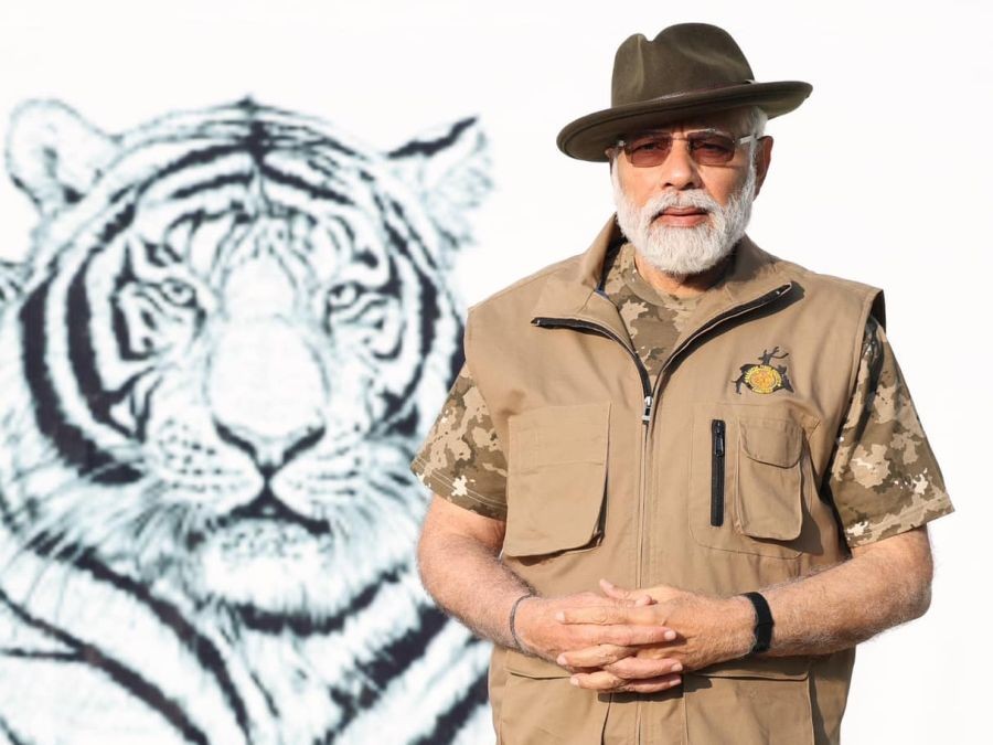 Chamarajnagar : Prime Minister Narendra Modi at Bandipur Tiger Reserve in Chamarajanagar on Sunday, April 09, 2023. (Photo:IANS/Twitter)