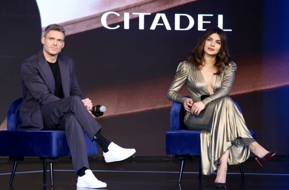 Mumbai : Actors Richard Madden and Priyanka Chopra during the press conference of their upcoming series 'Citadel', in Mumbai on Monday, April 03, 2023. (Photo:Sanjay Tiwari/IANS)