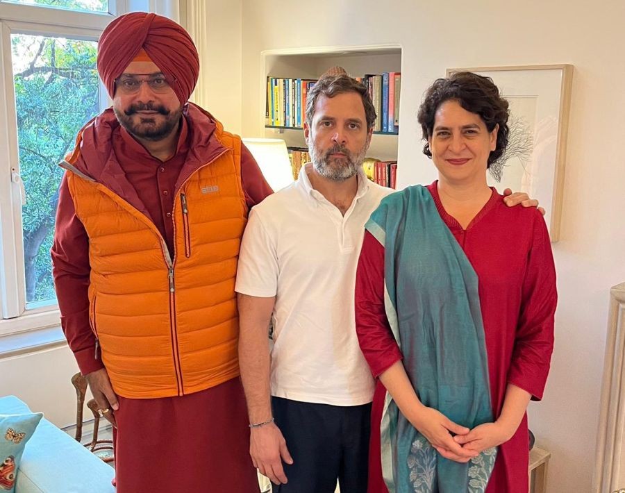 New Delhi: Punjab Congress leader Navjot Singh Sidhu meets party leader Rahul Gandhi and General Secretary Priyanka Gandhi Vadra, in New Delhi, on Thursday, April 06,2023. (Photo:Twitter/IANS)