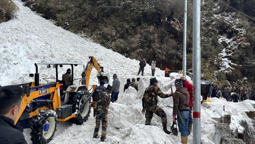 Scores of tourists feared dead in Sikkim avalanche