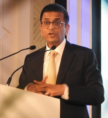 Judges have no business giving interviews to channels on pending matters: CJI