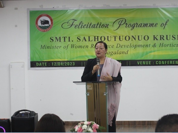Minister Salhoutuonuo Kruse addressing the officers and staff of Horticulture Department on April 12.