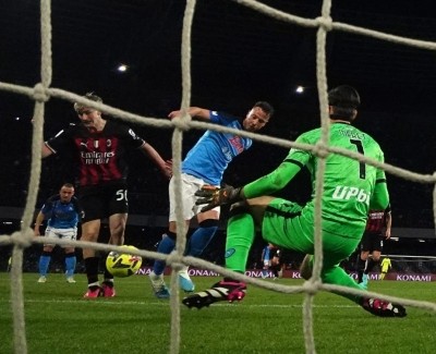 Milan destroy Napoli in Serie A
