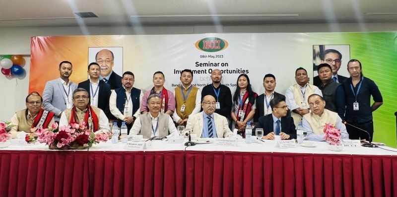 BAN delegation with Industries Minister of Bangladesh, Nurul Majid Humayun and Indian High Commissioner, Pranay Verma at Pan Pacific Hotel, Dhaka on May 8. (Photo Courtesy: BAN)