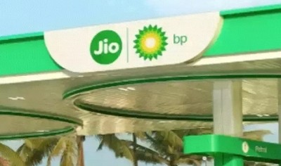 Jio-bp launches new diesel that offers saving of Rs 1.1 lakh per truck annually