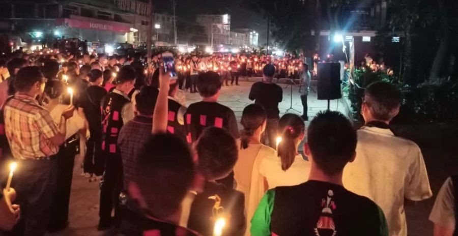 Khiamniungan Students Union Dimapur held a candle light service for the 25-year old victim, Supou P who was killed on the night of May 8. The service was held at Supermarket area, Dimapur on May 11 and was attended by hundreds of citizens who came to show their solidarity and support for the deceased victim. (Photo Courtesy: Chongrokhum Sangtam)