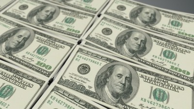 US sees dollar bruised around the world, but not beaten