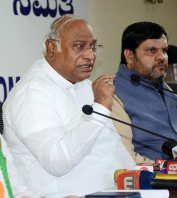 Congress slams BJP for betraying 18 crore youths over jobs