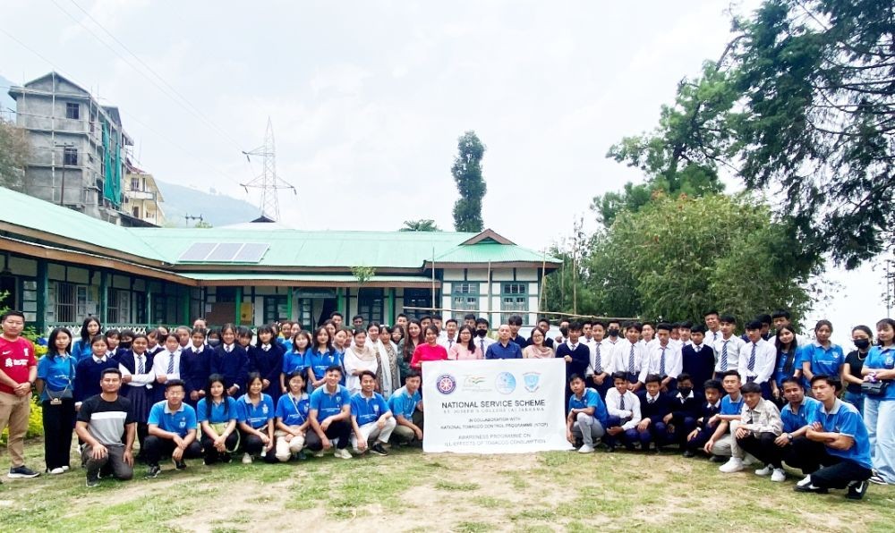 Dignitaries and students during the awareness programme on the ill effects of tobacco consumption.