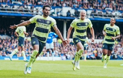 Premier League: Manchester City two wins away from crown after 3-0 win over Everton