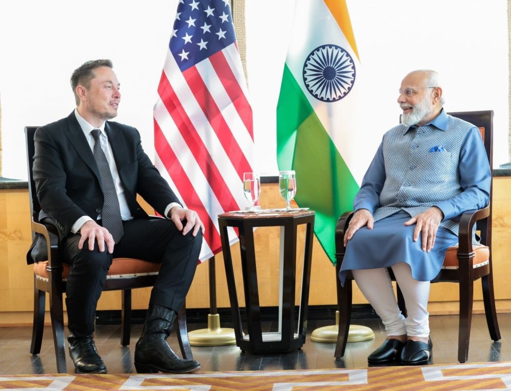New York: Prime Minister Narendra Modi meets Tesla and SpaceX CEO Elon Musk, in New York, USA, on Tuesday, June 20, 2023. (Photo: IANS/PIB)