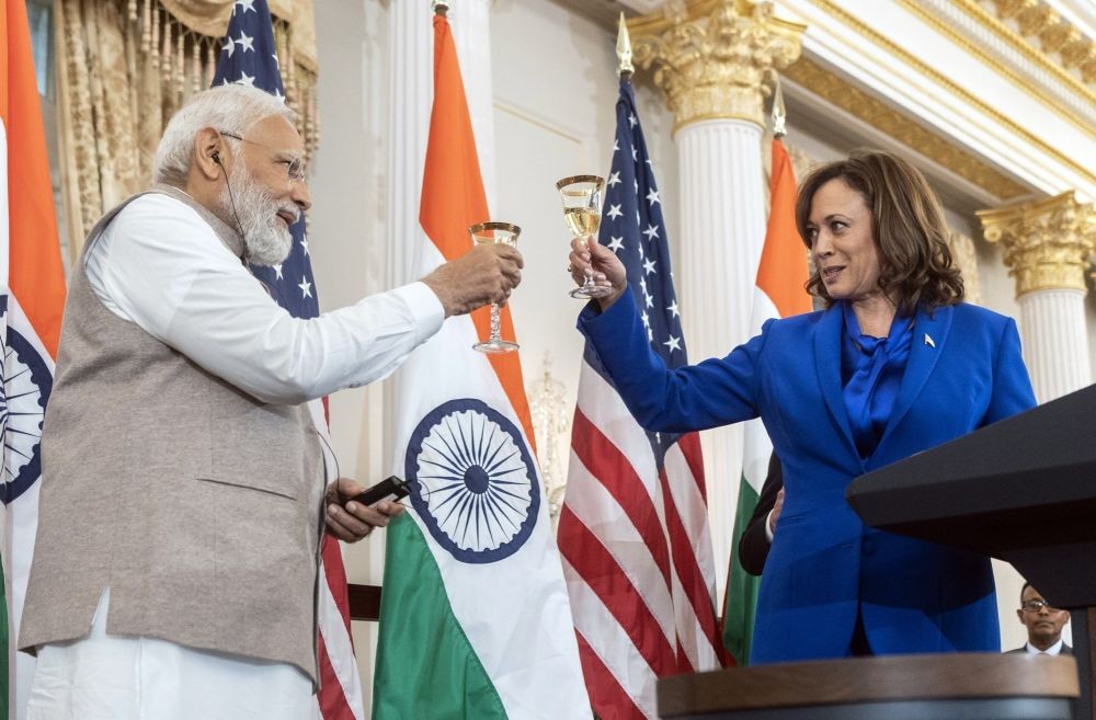 Washington : Prime Minister Narendra Modi toasts with US Vice President Kamala Harris during a luncheon at the State Department in Washington on Friday, June 23, 2023. (Photo:IANS/PIB)